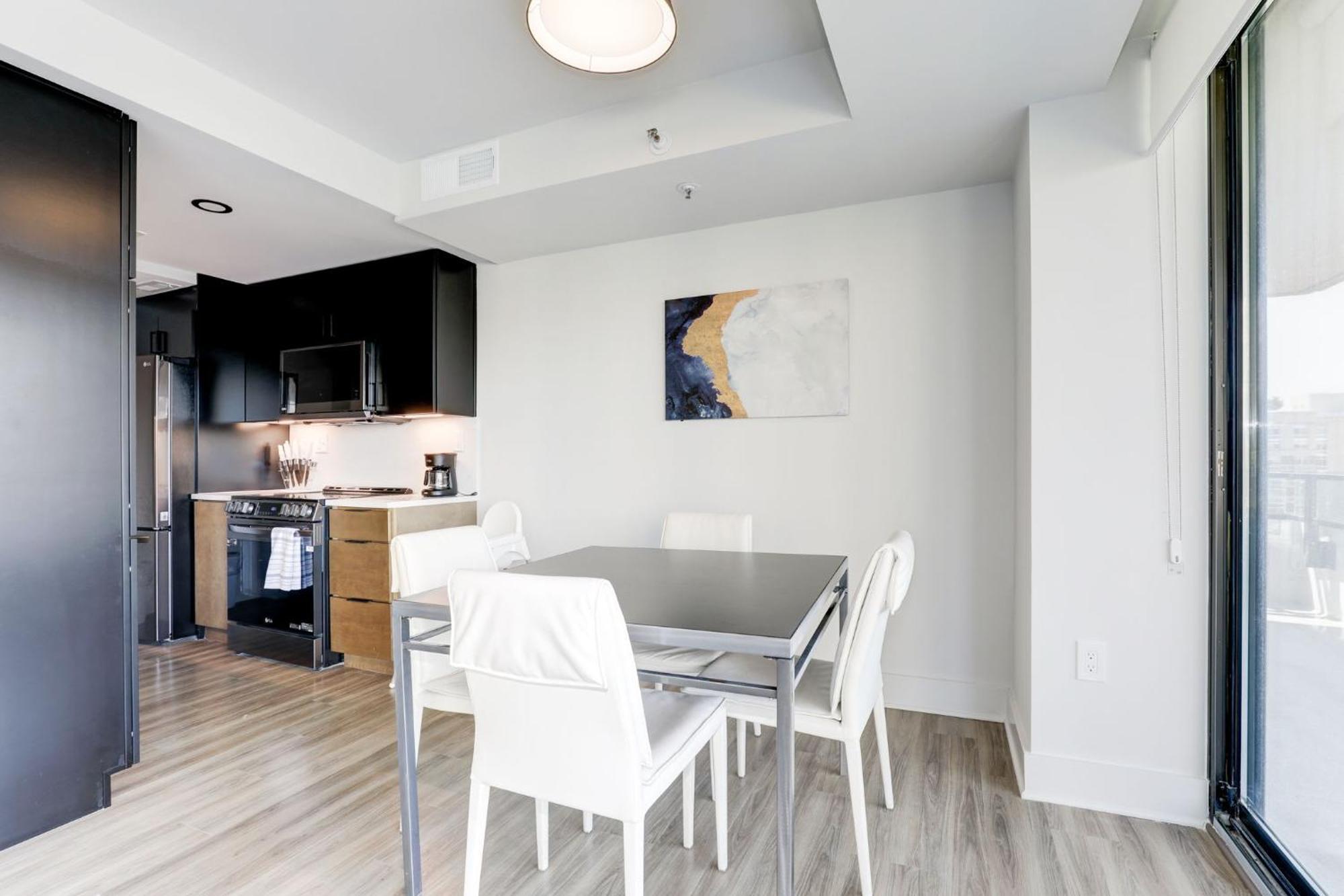 2Br Executive Apartment In Prime Location Арлингтон Экстерьер фото