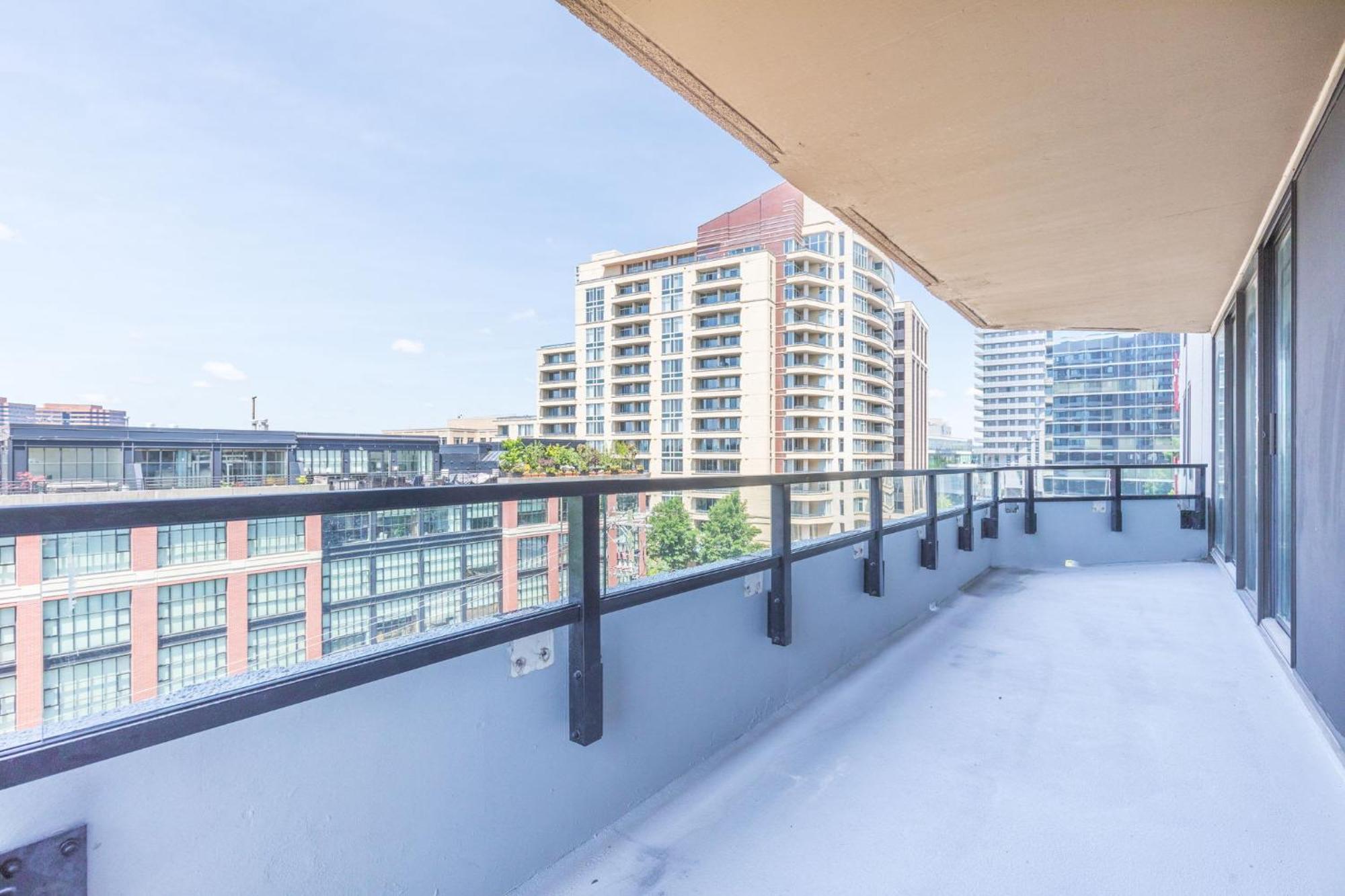 2Br Executive Apartment In Prime Location Арлингтон Экстерьер фото